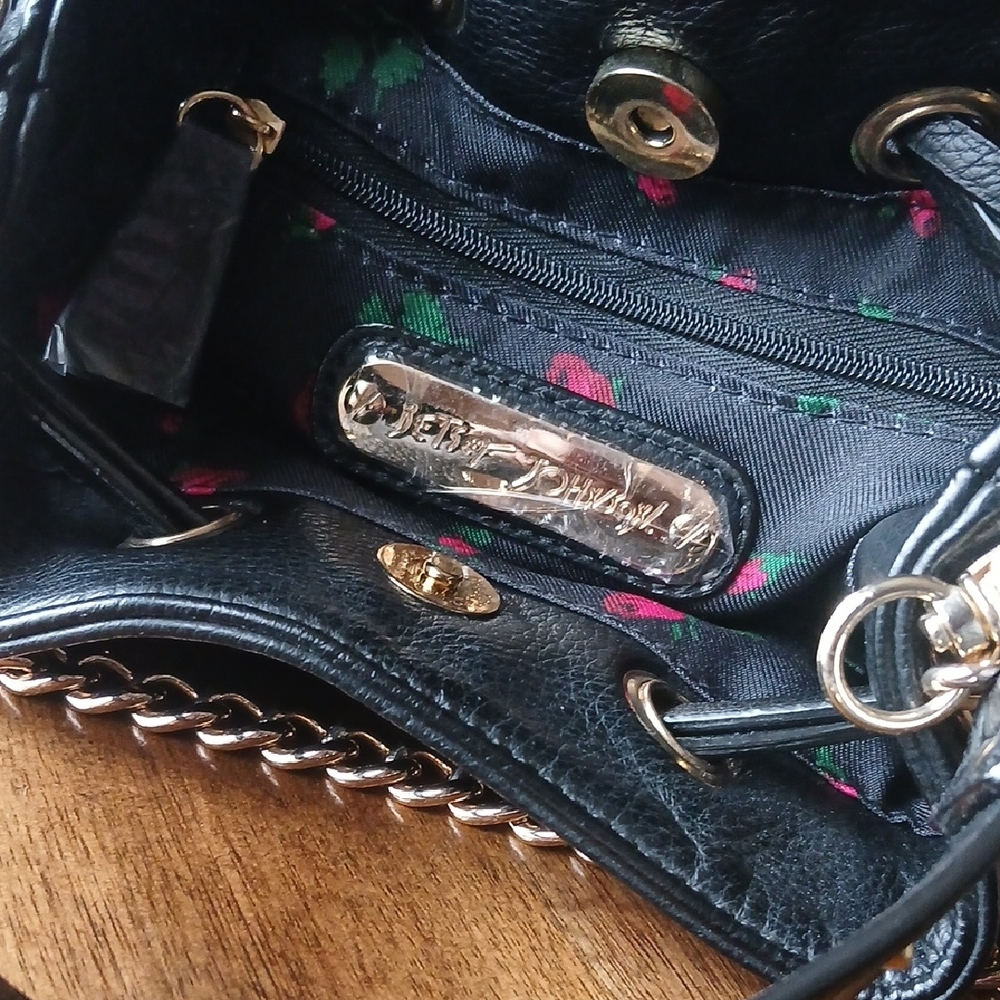 Betsey Johnson Black Studded Robot Drawstring Crossbody Bag 🤖🌹 - Picture 4 of 9